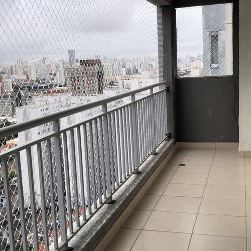 Sacada com rede de proteção em São Paulo